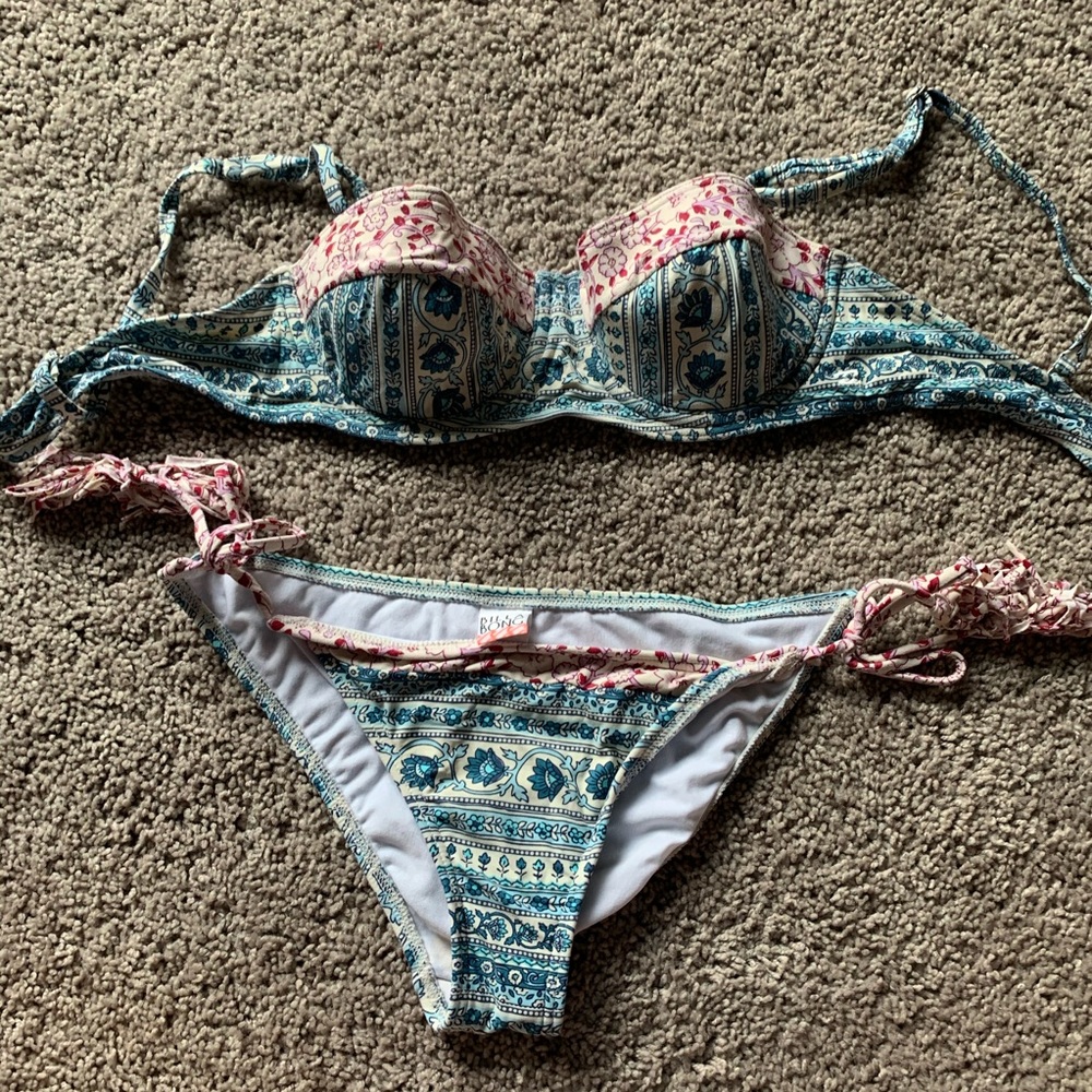 Billabong Bikini Set